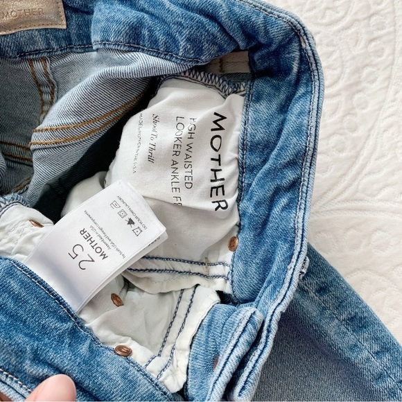 MOTHER High Waisted Looker Ankle Fray Jeans, Shoot to Thrill Wash w/ Leopard - Picture 8 of 10